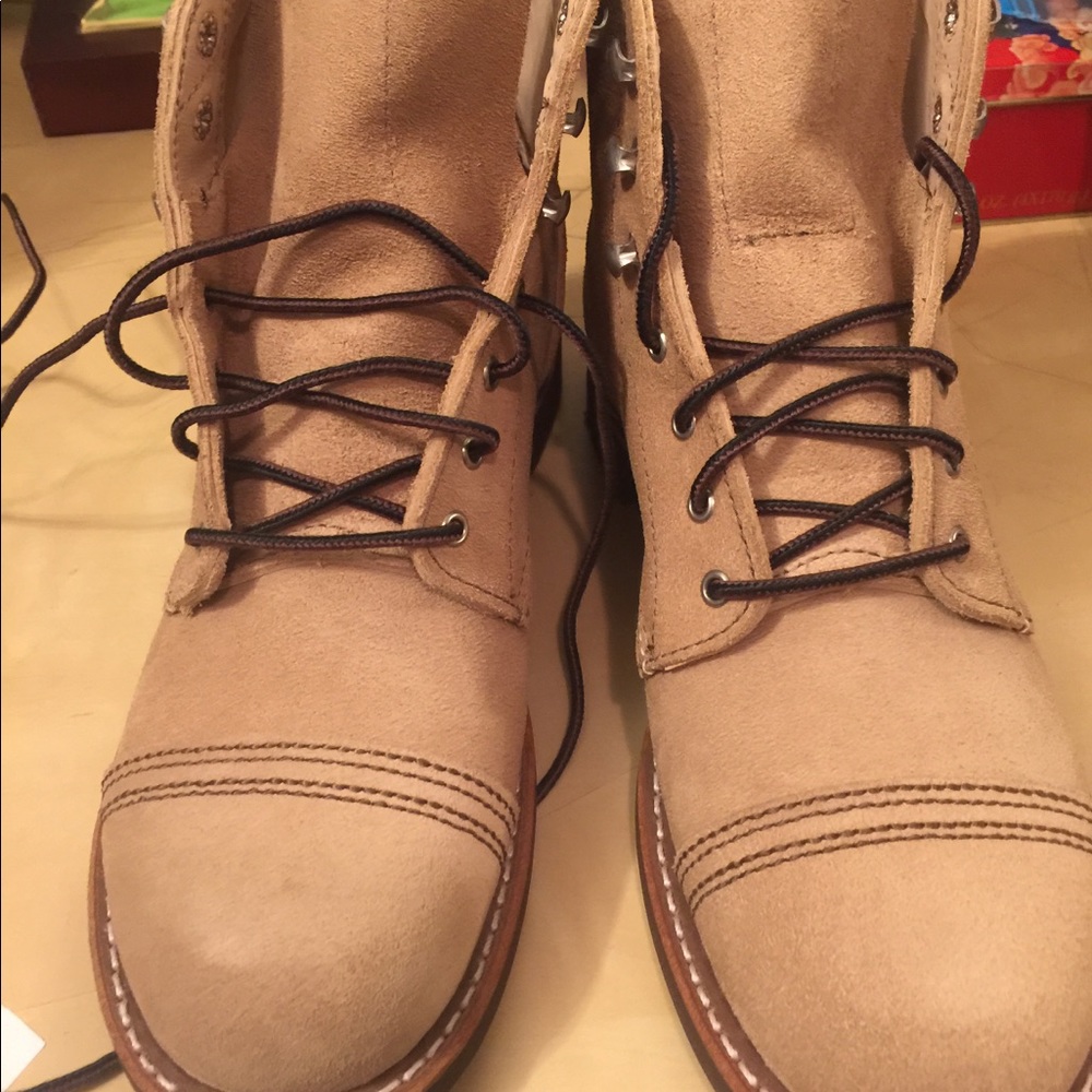 Red wing Iron renger 3368 7.5 B woman
